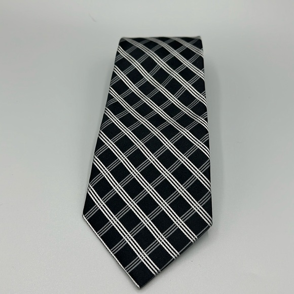 Bugatti 100% Silk Tie - Picture 1 of 5